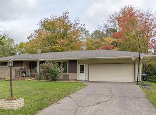 3316 Hutchinson Rd, Duluth, MN 55811