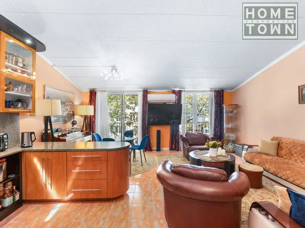 328 101st Street image 4 of 14