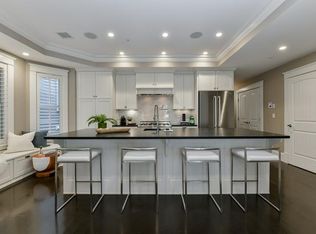 721 E 6th St APT 1, South Boston, MA 02127