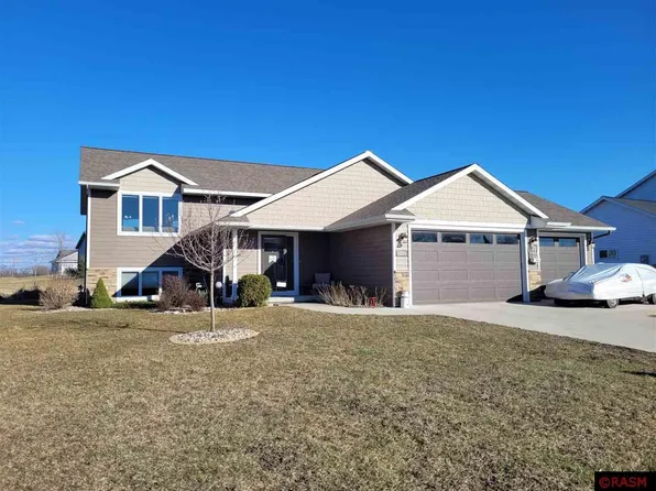 71 Balsam Ln, Madison Lake, MN 56063