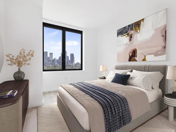 500 Degraw Street image 1 of 13