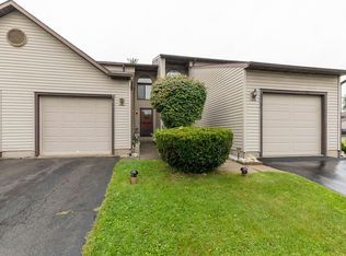 8457 Bubbling Springs Dr, Baldwinsville, NY
