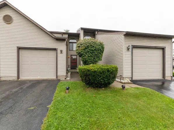 8457 Bubbling Springs Dr, Baldwinsville, NY 13027