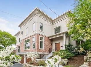 143 Florence St UNIT 143, Chestnut Hill, MA 02467