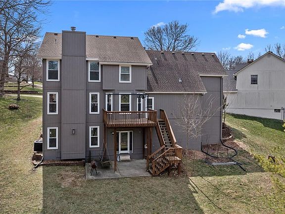 2nd image of 2402 SW Springcreek Ct