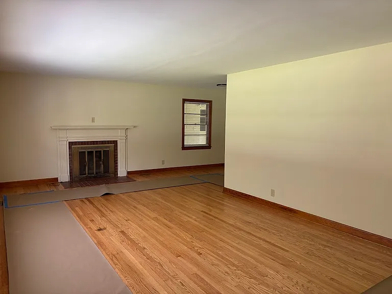 1005 Ridgecrest Rd — Photo 4
