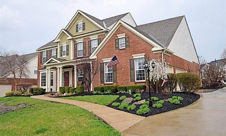 1st image of 4042 Hickory Woods Dr