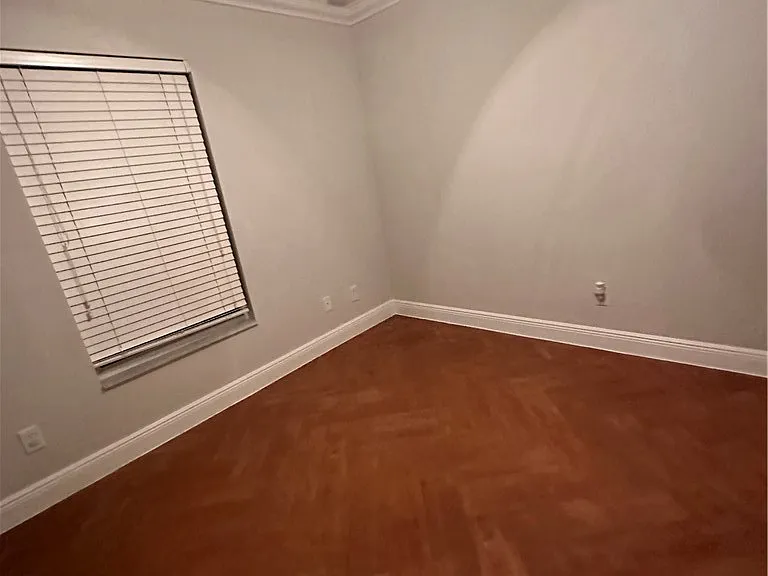 1706 Kismet Pkwy E — Photo 18