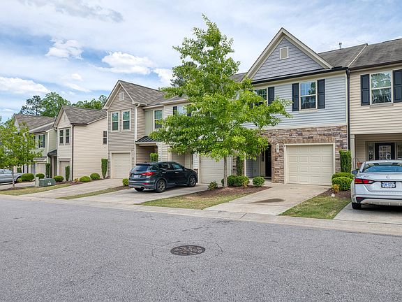 2nd image of 72 E Grove Point Dr