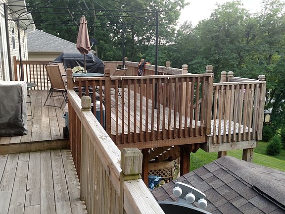 5th image of 251 Julien Dubuque Dr