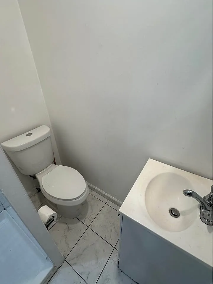 1 bed, 900 sqft, $900 — Photo 4