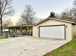 1106 Fairway Dr, Longview, TX 75604