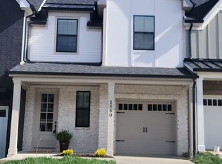 1560 Nickelby Pl, Thompsons Station, TN 37179