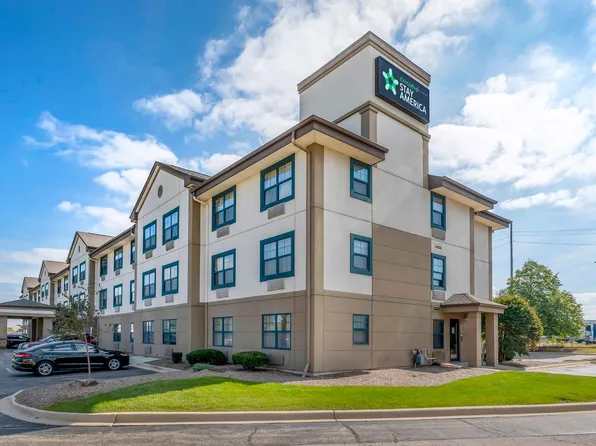 Chicago - Romeoville - Bollingbrook, 1225 Lakeview Dr, Romeoville, IL 60446