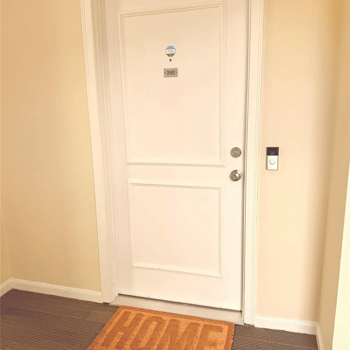 2 bed, 2.0 bath, 1224 sqft, $1,900 — Photo 4