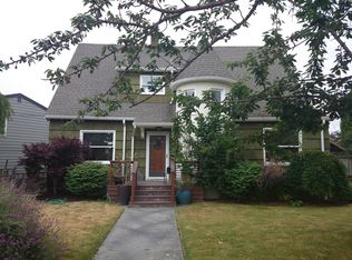 2138 41st Ave SW, Seattle, WA 98116