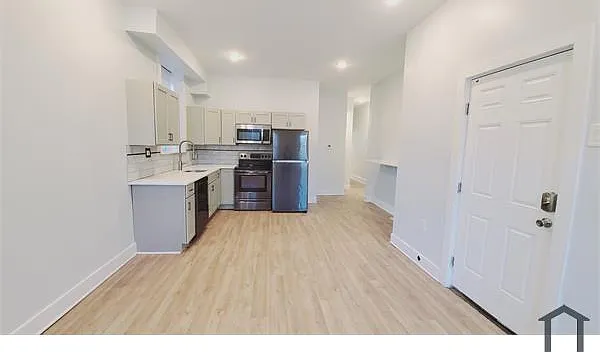 4131 W Girard Ave #1 — Photo 4