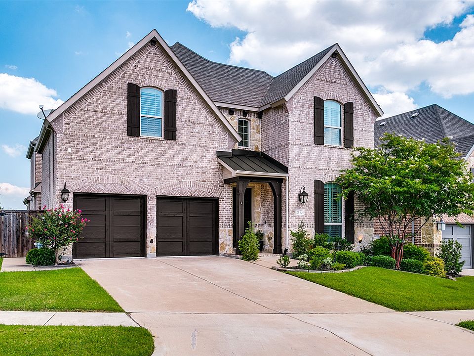 1st image of 2153 Balcones Dr