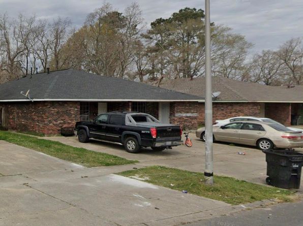 baton-rouge-louisiana-2053402937 picture