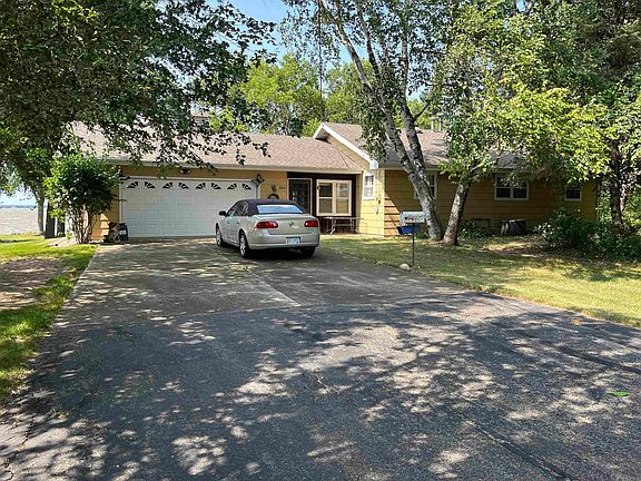 3rd image of 8666 County Road B