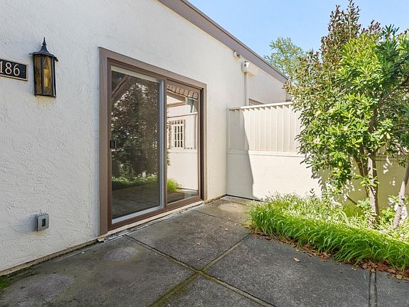 5th image of 6186 Gerdts Dr
