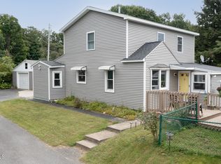 14 Westcott Rd, Troy, NY 12182