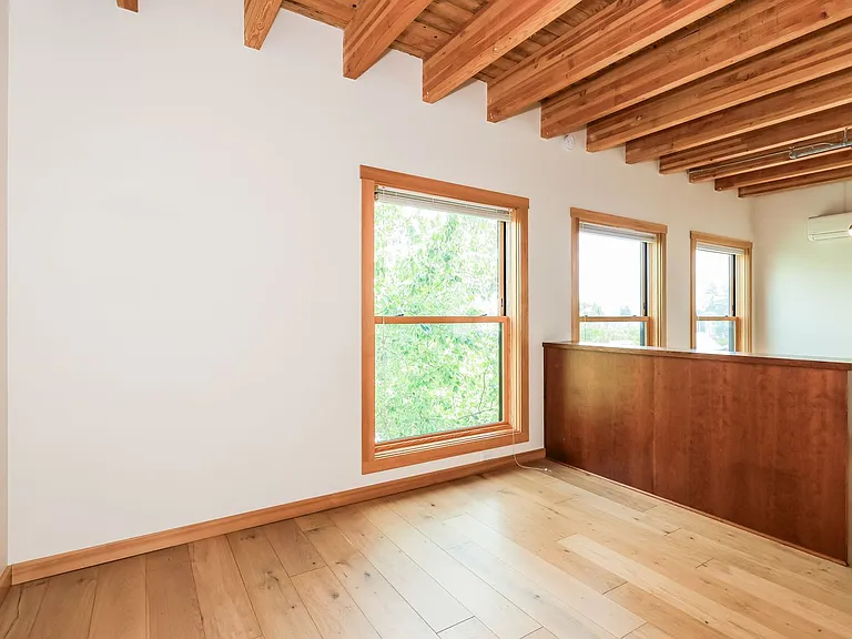 1515 N Rosa Parks Way — Photo 24