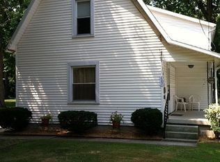 667 Haskins Rd, Bowling Green, OH 43402