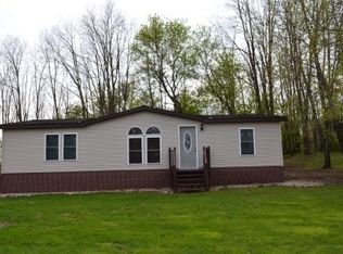 305 Lake Ave NE, Elysian, MN 56028