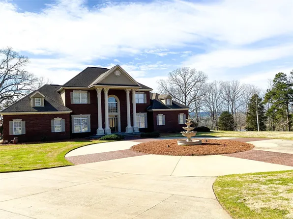 462 County Road 70, Deatsville, AL 36022