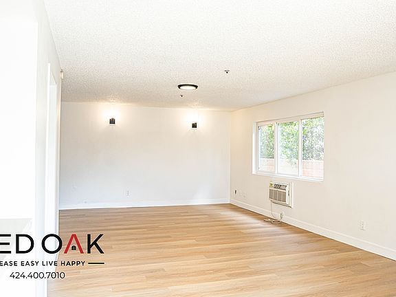 2nd image of 13910 Sayre St #9