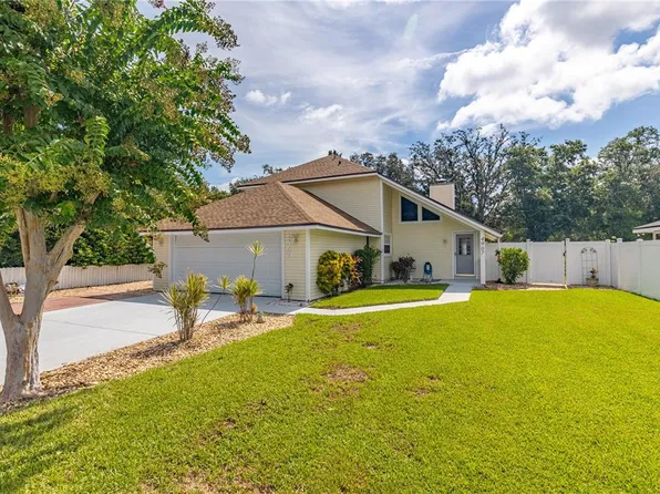 4907 Country Aire Ln, Tampa, FL 33624