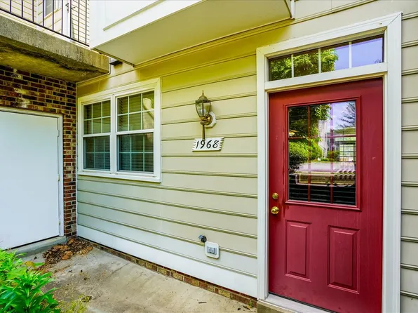 1968 Pawlet Dr #1, Crofton, MD 21114