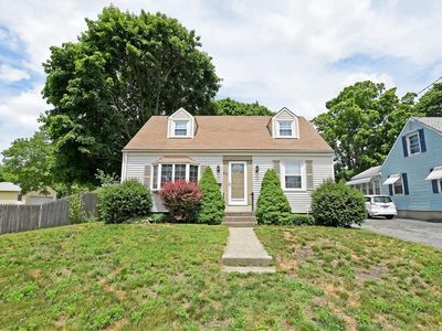 60 Winslow St, Riverside, RI, 02915