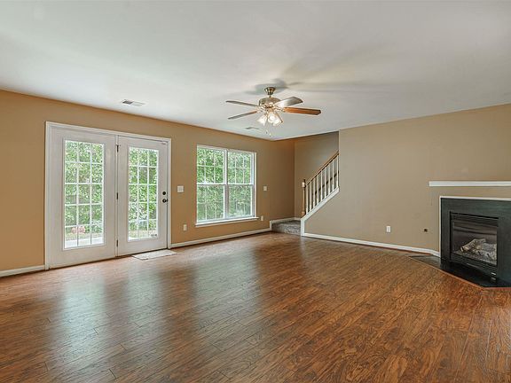 5th image of 536 Summer Vista Dr