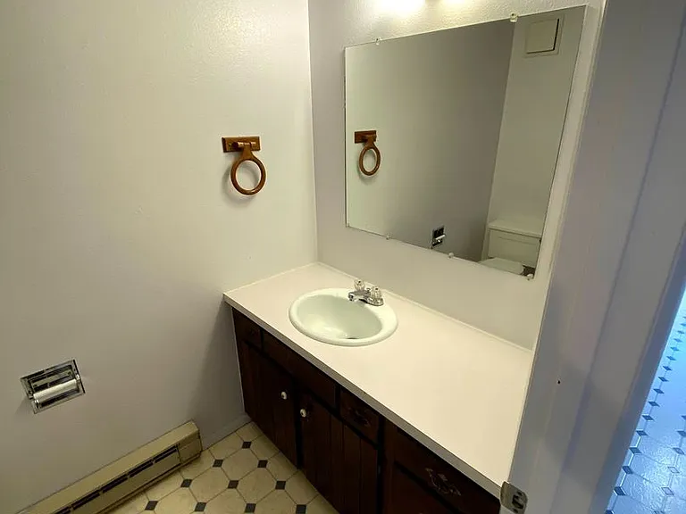 2110 Prairie Rd — Photo 16