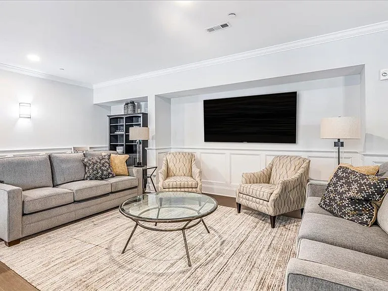 North Pointe Apartments — Photo 41