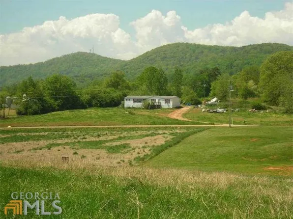 9222 Skitts Mountain Dr, Lula, GA 30554