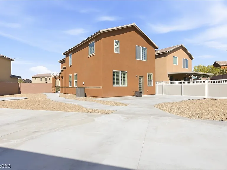1053 Cactus Rock St — Photo 8