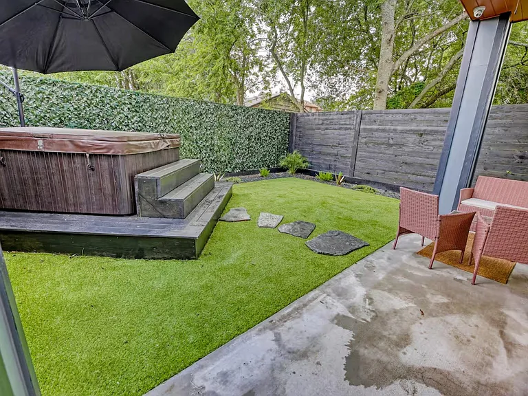 5215 Farmer St — Photo 34