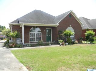 556 Blackshear Ln SW, Hartselle, AL 35640