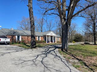 2570 Walnut Grove Rd, Newark, AR 72562