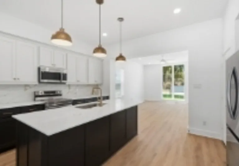 3321 S University Dr — Photo 8