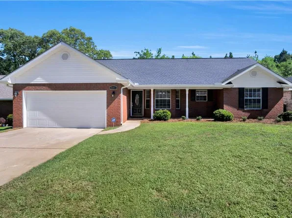 5860 Spyglass Dr, Mobile, AL 36618