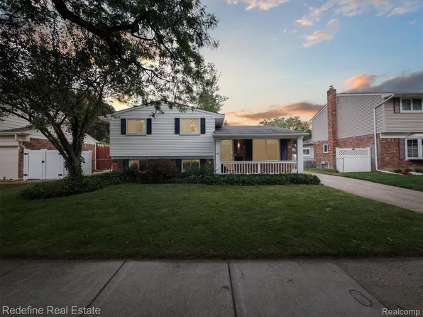 14544 Richfield St, Livonia, MI 48154