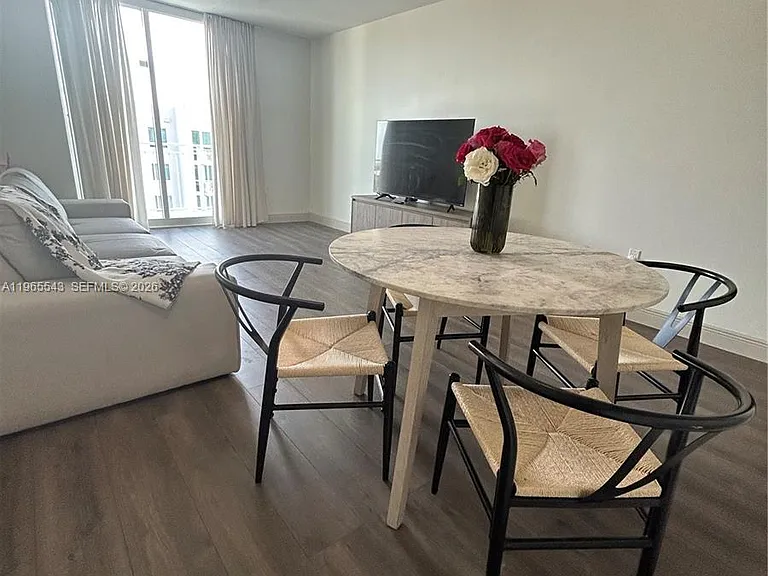 60 NW 37th Ave #1205 — Photo 8