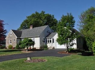 81 Hillside Dr, East Longmeadow, MA 01028