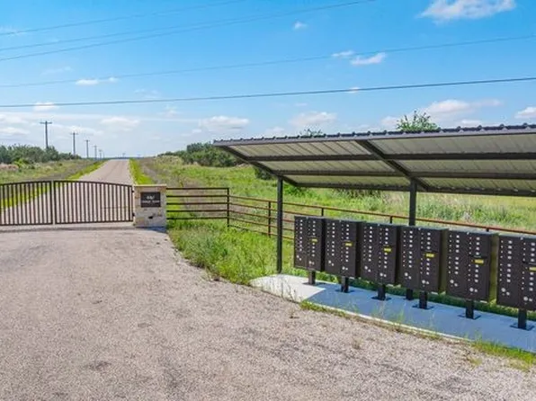 1195 Valley Ranch Rd, Glen Rose, TX 76043