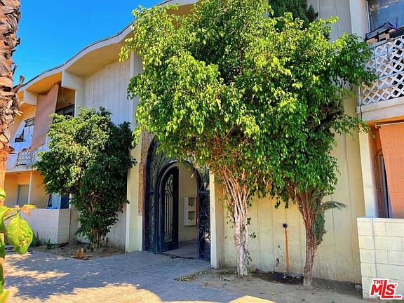 3rd image of 6956 Kester Ave