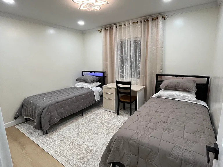 23121 Meyler Ave — Photo 13